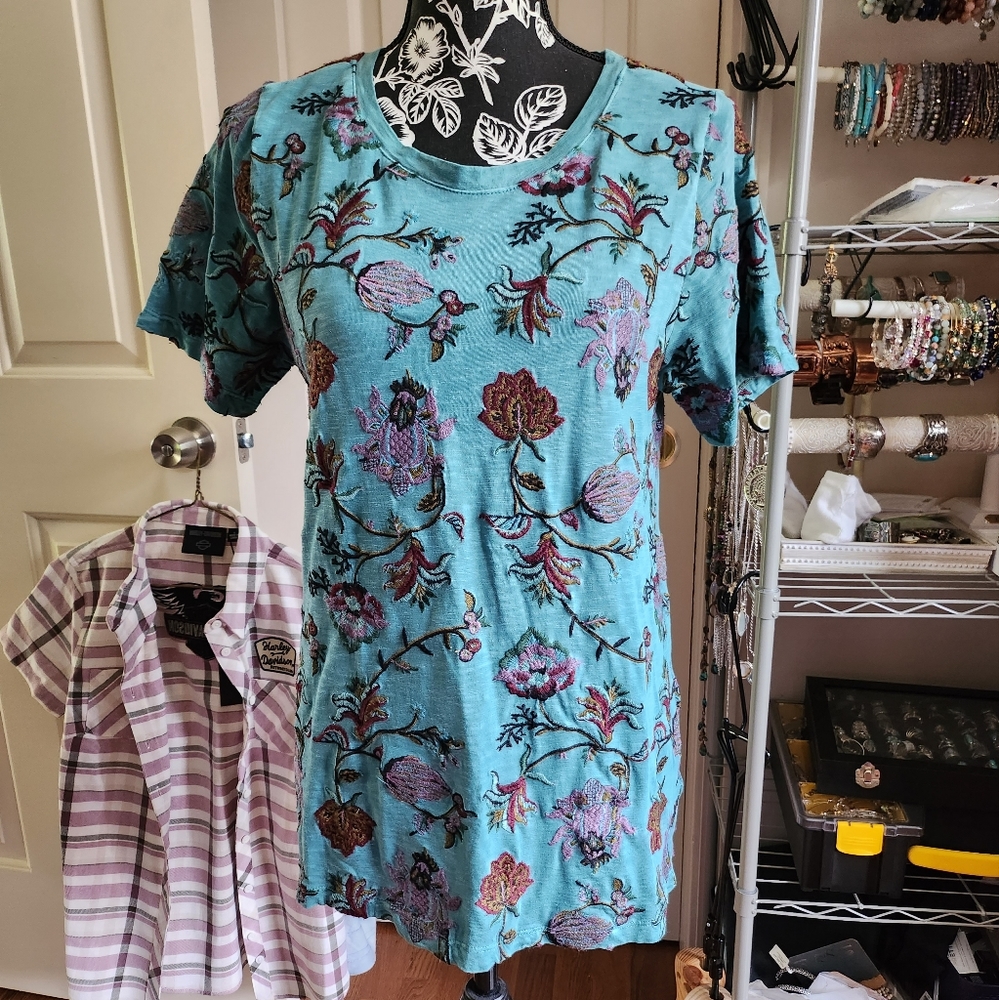 NWT Soft Surroundings Embroidered T-Shirt